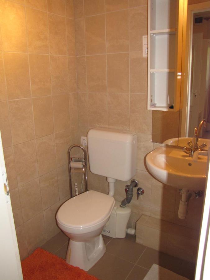 Oazis Apartmanhaz Hajdúszoboszló Exterior foto