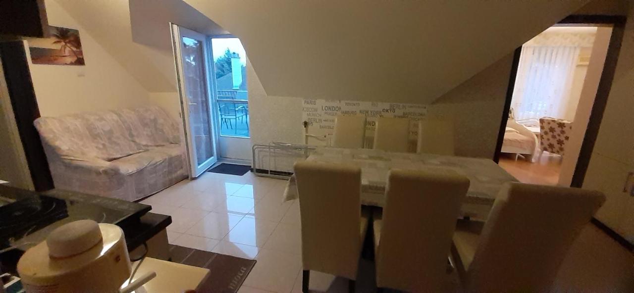 Oazis Apartmanhaz Hajdúszoboszló Exterior foto