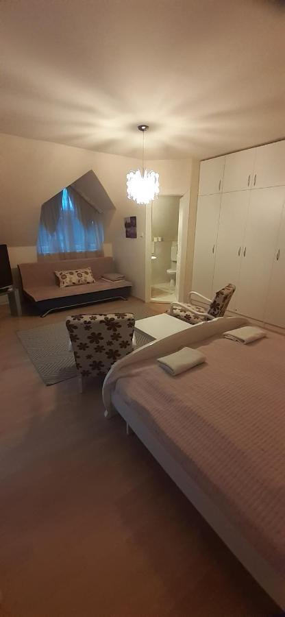 Oazis Apartmanhaz Hajdúszoboszló Exterior foto