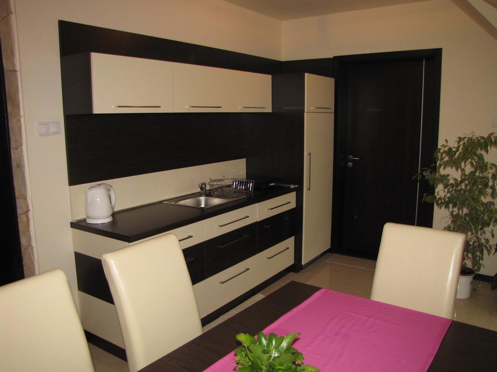 Oazis Apartmanhaz Hajdúszoboszló Zimmer foto